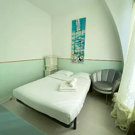 Arc De Triomphe - 8p - 16 Apartment